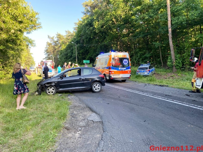 Gmina Kłecko. Wypadek z udziałem radiowozu w Waliszewie