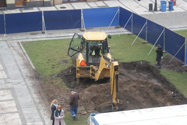 Główny Rynek w Kaliszu. Archeolodzy szukają śladów przeszłości