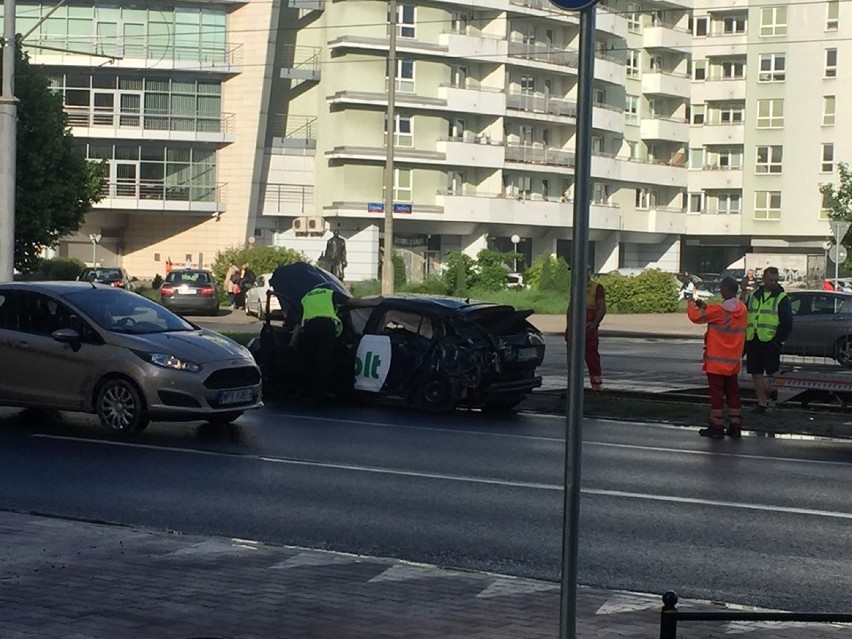 Wypadek tramwaju na Grójeckiej [ZDJĘCIA] Utrudnienia i duże korki na Ochocie 22.05