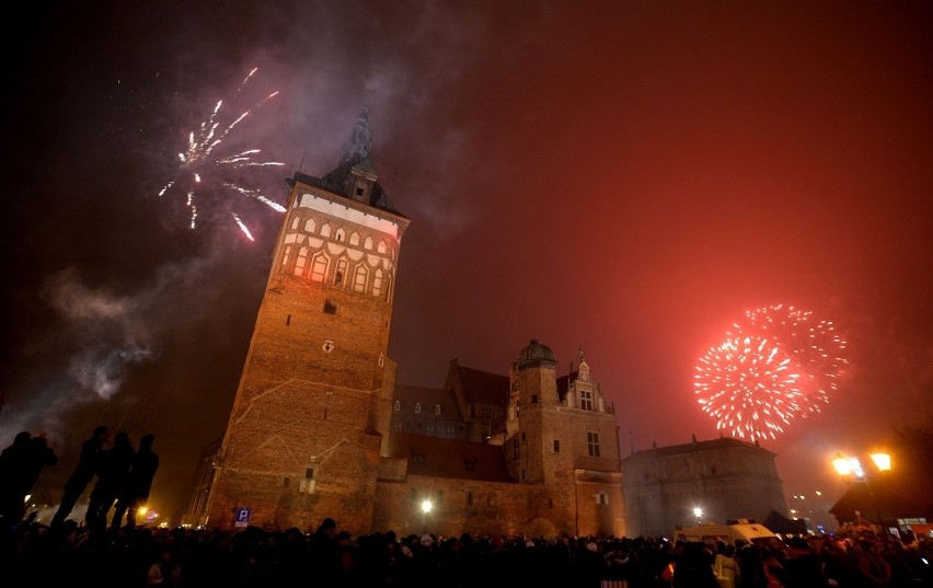 Pokaz sztucznych ogni na imprezie sylwestrowej w Gdańsku...