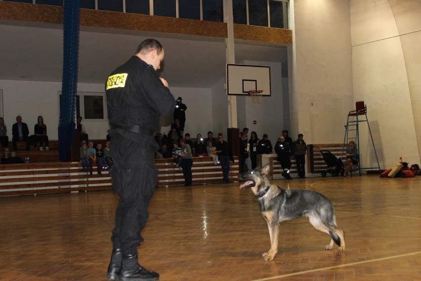 Lipnowscy policjanci włączyli się do akcji charytatywnej dla 7-miesięcznej Asi [zdjęcia]