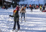 Łysa Góra w Sopocie oblegana! Stoki znów otwarte, a fani zimowych sportów chętnie korzystają [zdjęcia]