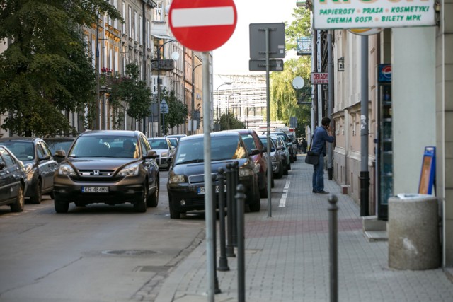 Komisja zajmie się zmianami w organizacji ruchu, które wprowadzono w strefie płatnego parkowania w zeszłym roku