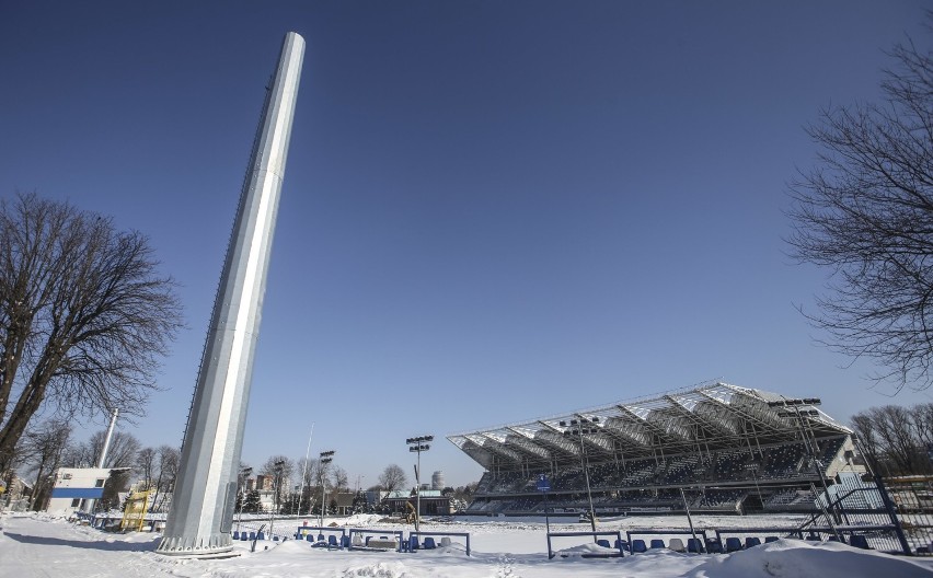 Modernizacja Stadionu Miejskiego w Rzeszowie opóźni się minimum o jeden miesiąc. Gdzie swoje mecze zagrają Resovia i Stal Rzeszów?