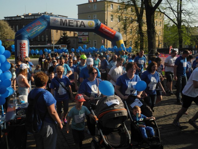 Kwiecień jest miesiącem wiedzy o autyzmie. Bieg był jedną z inicjatyw, organizowanych w Stargardzie z tej okazji.