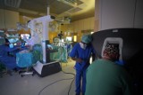 Poznań: Robot da Vinci przeprowadził pierwszą operację gardła w Wielkopolskim Centrum Onkologii [ZDJĘCIA]