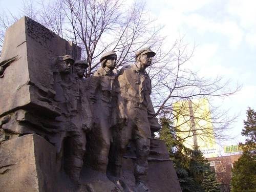 Pomnik Harcerzy Września został odsłonięty 4 listopada 1983...