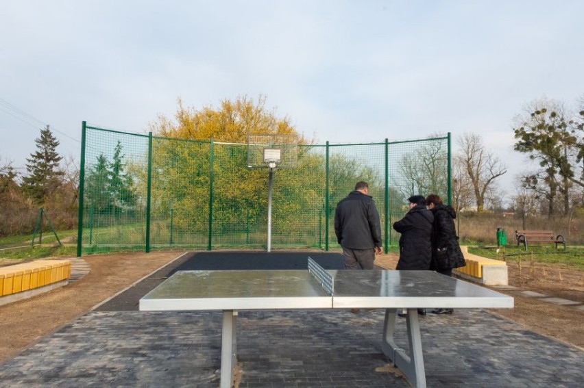 Nowe boisko do streetballa już gotowe [ZDJĘCIA]