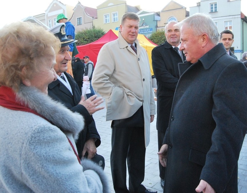 Puck. Nowy Stary Rynek. Obejrzyj jak było [ZDJĘCIA]