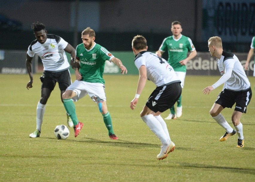 Olimpia Grudziądz wygrała trudny mecz z GKS Bełchatów [wideo, zdjęcia]