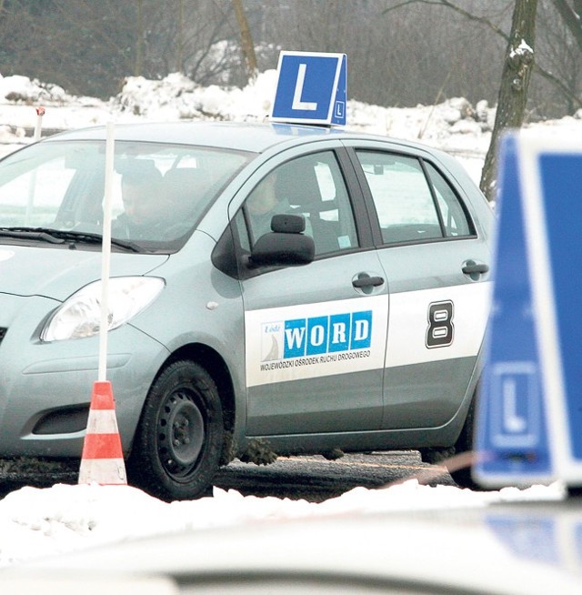 Młodzi kierowcy będą sprawdzani także po zdobyciu uprawnień