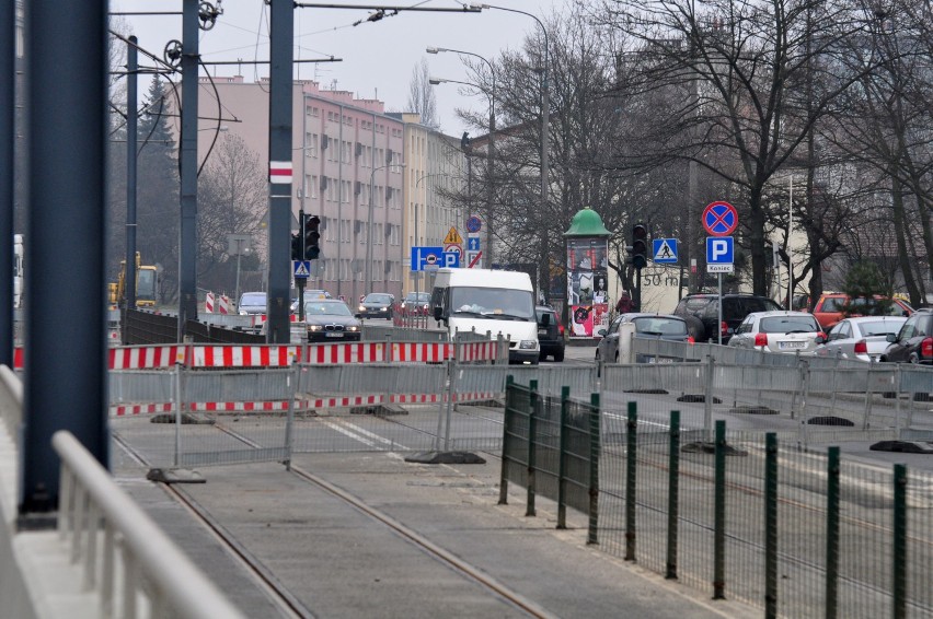 Do tej pory od ronda Czyżyńskiego do pl. Centralnego nie...