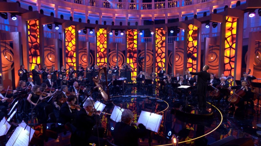 Andrea Bocelli na scenie z Orkiestrą Opery i Filharmonii Podlaskiej. Wielkanocny koncert pokaże TVP 1