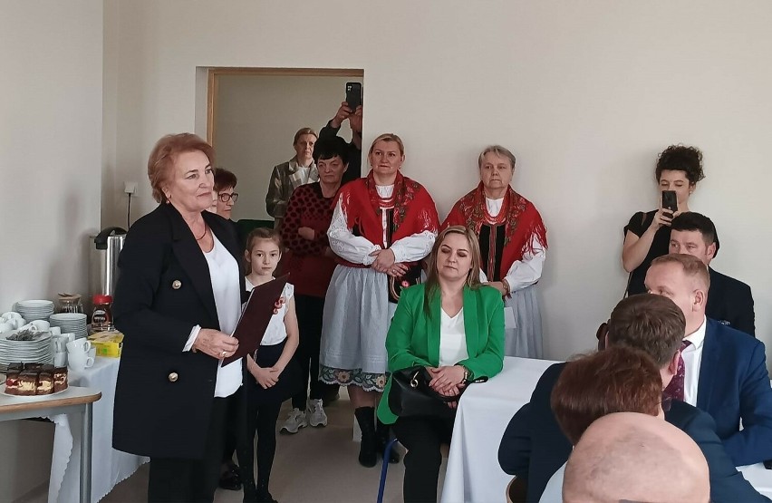 Nowy honorowy obywatel gminy Liszki. Wieloletnia dyrektorka dwóch szkół Janina Grela: "W tej gminie mało kto nie jest moim uczniem"