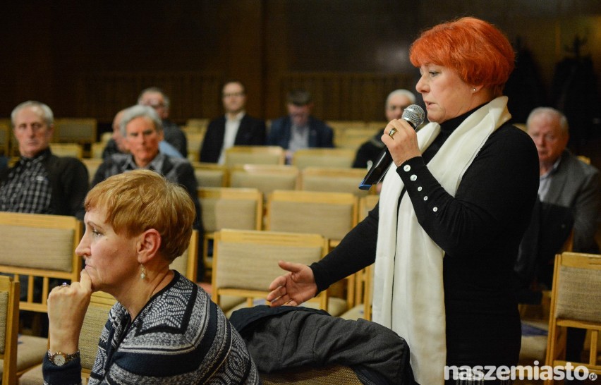 Debatowali o zmianach w służbie zdrowia [zdjęcia]