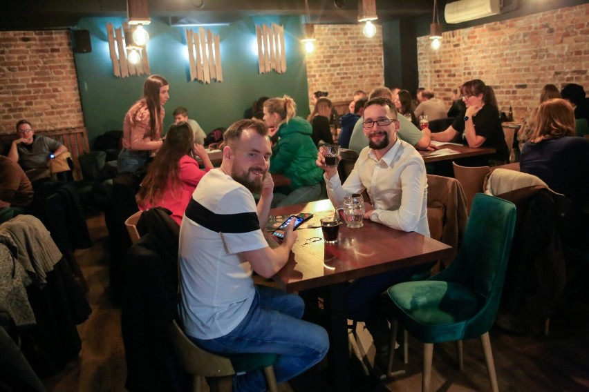 Cyber Tap to nowa pizzeria i samoobsługowy pub w Katowicach...