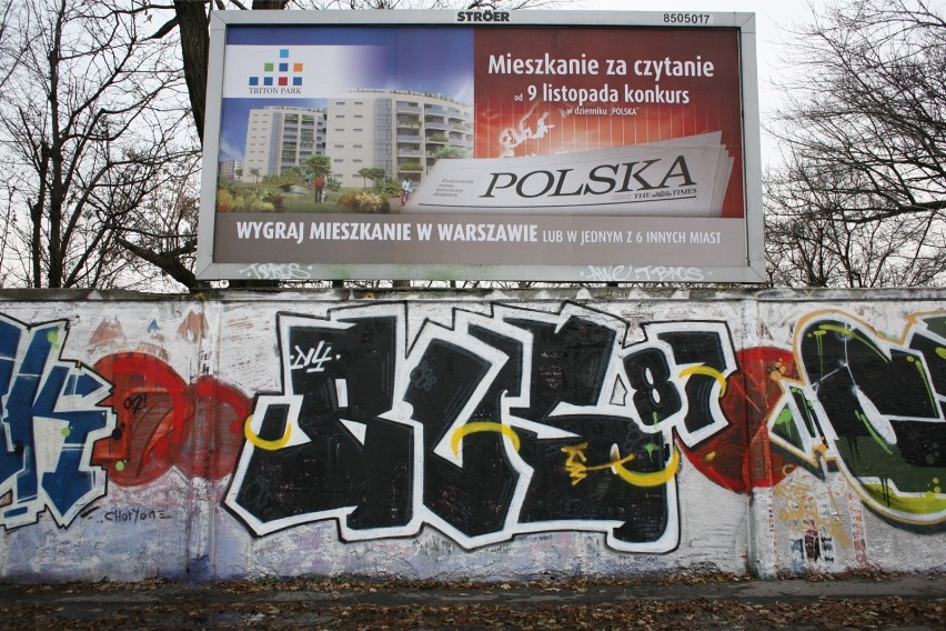 Grafficiarze kontra Koleje Mazowieckie. "Kultura graffiti" od stycznia 2015 r. kosztowała 2 mln zł