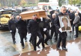 Wzruszający pogrzeb tragicznie zmarłej Lucyny Wiśniewskiej w Radomiu. Tysiące ludzi w katedrze i tłum na cmentarzu. Zobacz zdjęcia