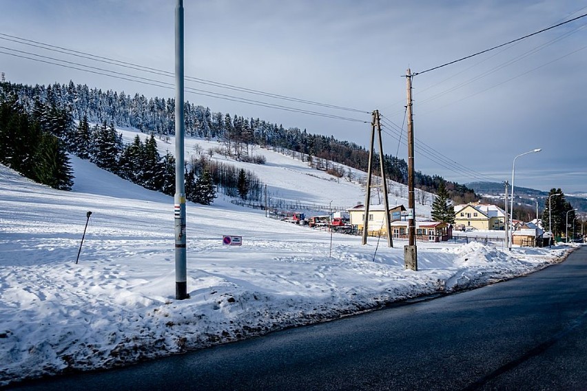Rzeczka. Stoki narciarskie zamknięte. „To jest katastrofa” - mówią właściciele stoków narciarskich (ZDJĘCIA)