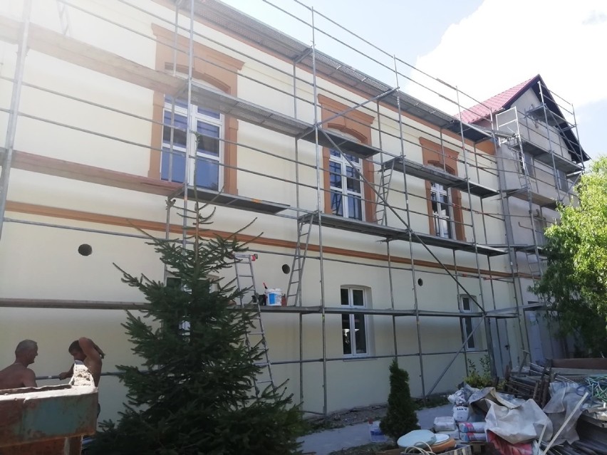 Trwa remont biblioteki w Wojborzu. Zobacz ZDJĘCIA!