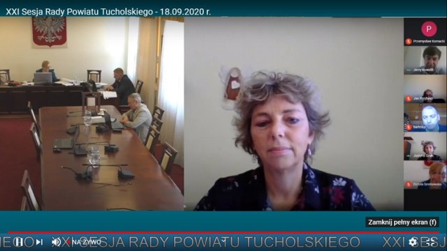 Justyna Szulc, szefowa tucholskiego Sanepidu, wyczerpująco informowała na sesji o zakażeniach koronawirusem w powiecie tucholskim