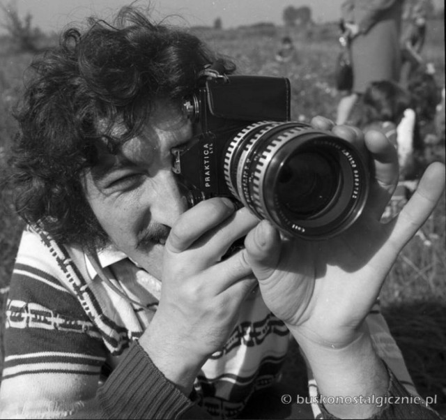 Jeden z wielu plenerów Klubu Fotograficznego "Fotoamator", zorganizowany przez Dom Kultury.
1974

Na kolejnych slajdach zobacz archiwalne zdjęcia Buska-Zdroju sprzed 50 lat >>>