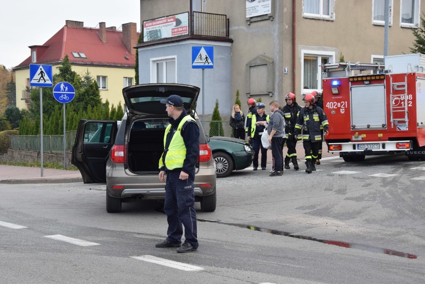 Miastko. Kolizja na skrzyżowaniu ulic Małopolskiej i Kaszubskiej (FOTO)