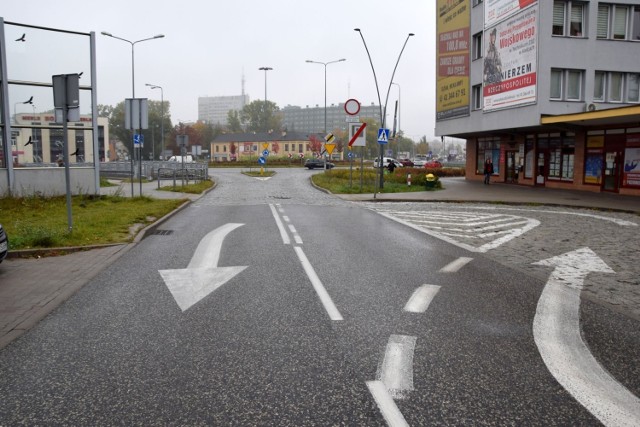 Władze Kielc mają plan, aby umożliwić  kierowcom przejazd z ulicy Czarnowskiej do ronda Gustawa Herlinga Grudzińskiego  w godzinach nocnych.