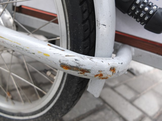Choć sezon wypożyczalni dopiero się rozpoczął, to na rowerach widać sporo uszkodzeń.