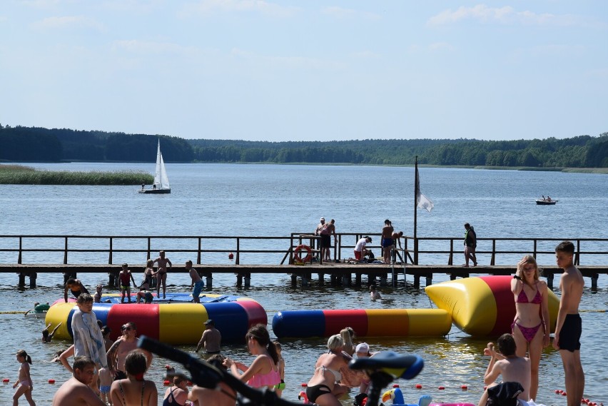 Tak było nad Jeziorem Sępoleńskim w upalny czerwiec