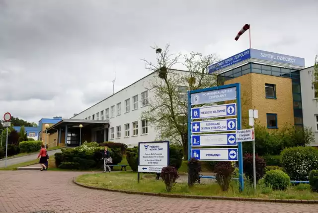 Wojewódzki Szpital Zespolony w Toruniu, szpital dziecięcy, ul. Konstytucji 3 Maja 42