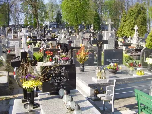 Wyszukiwarka grobów w Głogowie ułatwi odnalezienie mogił bliskich