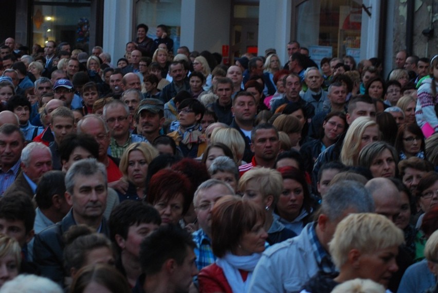 Dni Pleszewa 2013. W niedzielę na rynku wystąpił Krzysztof...