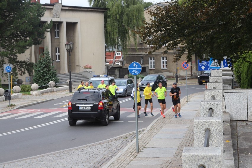 Lions Charity Run 2021 gościł w Gnieźnie. Do biegu dołączyli...