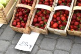 Niedziela handlowa na targu rolniczym w Sławnie. Zdjęcia - 19.05.2024