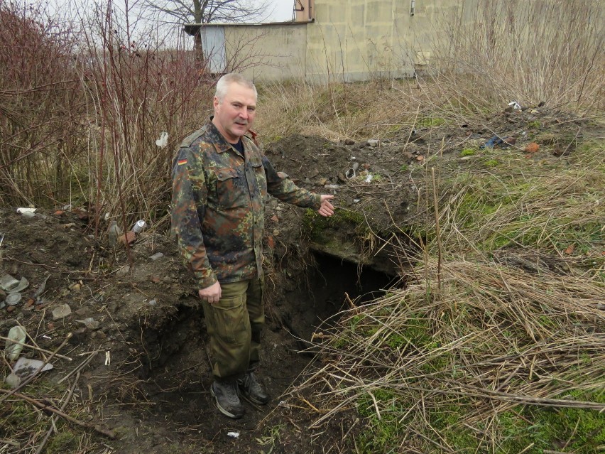 W Dąbrówce odkryto schron przeciwlotniczy. Będzie dla zwiedzających czy zostanie zakopany? [ZDJĘCIA]