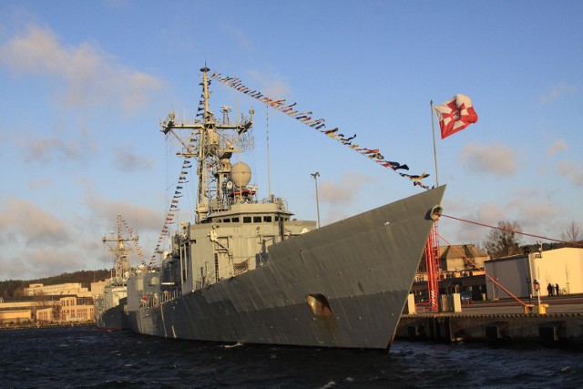 Wielka Gala Banderowa na okrętach. 
Foto. M. Konarski (MW RP)