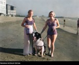 Niesamowite archiwalne zdjęcia z lat 20. i 30. Wakacje nad morzem w kolorze!