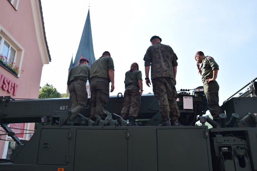 Obchody Święta Wojska Polskiego w Szczecinku. Razem z naszą armią [zdjęcia]