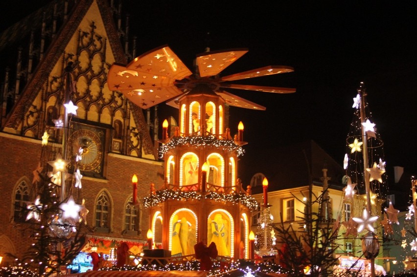 Krotoszynianie chętnie odwiedzają Jarmark Bożonarodzeniowy we Wrocławiu [ZDJĘCIA]