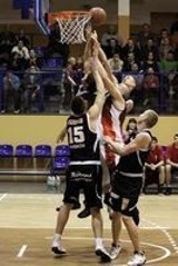 Dwa różne oblicza zespołu, Astoria - Znicz Basket Pruszków 62:69 
