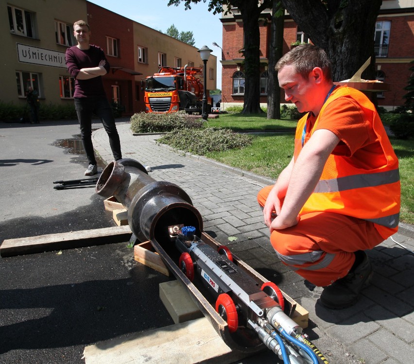 Nowe wozy techniczne ZWiK