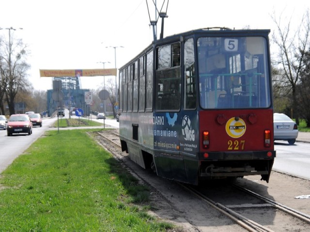 Na tramwaj jadący do lewobrzeżnego Torunia będziemy musieli poczekać do 2030 r.?