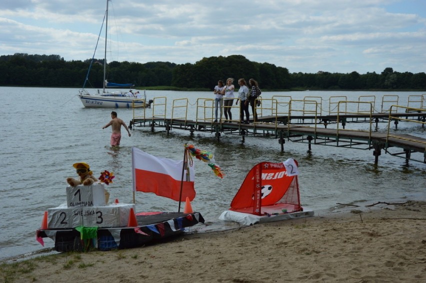 V Pływanie na Byle Czym w Tuchomiu 2017