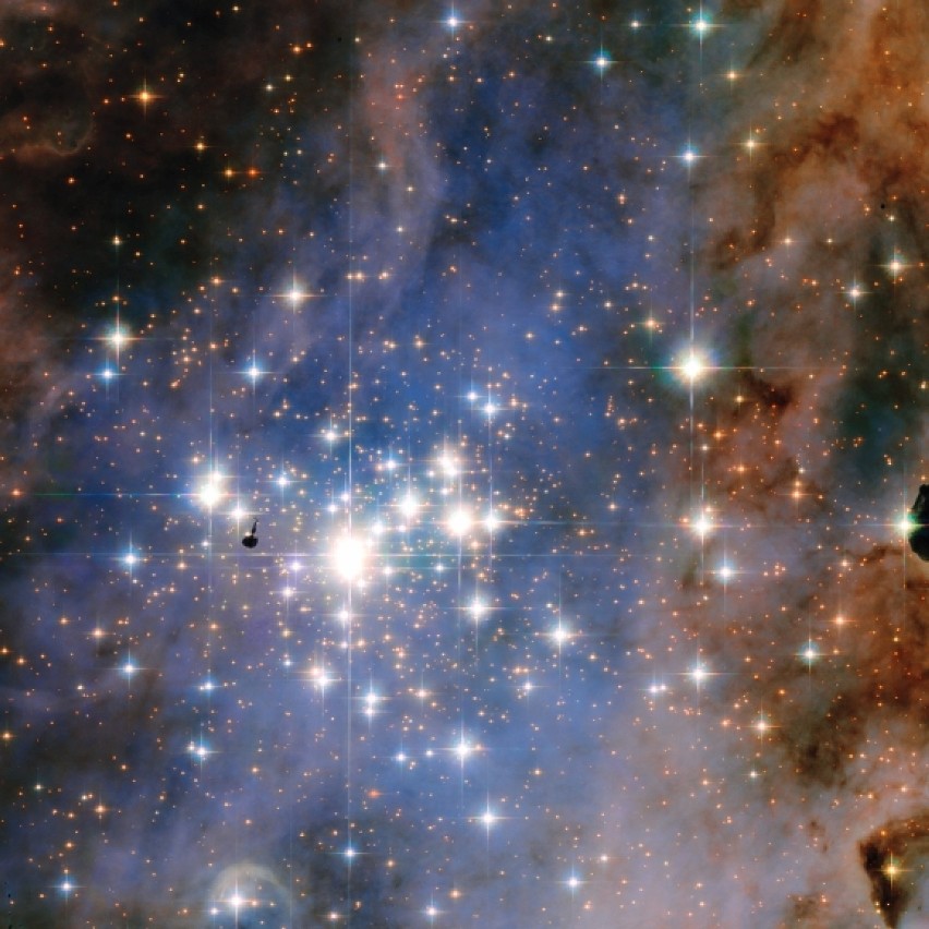 Gwiazdy niczym diamenty na nowym zdjęciu z Kosmicznego Teleskopu Hubble’a