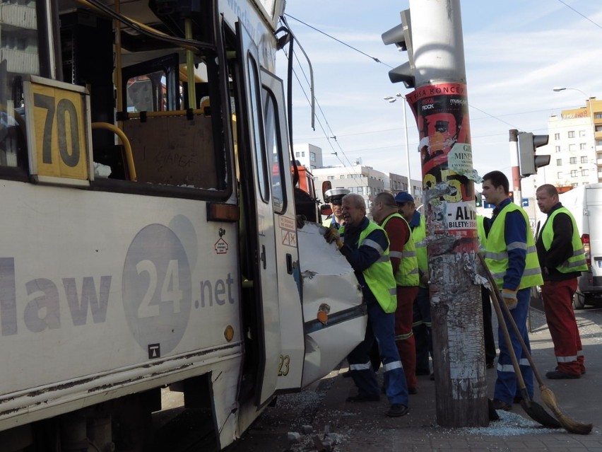 Wrocław: Wypadek tramwajów linii 70, są ranni