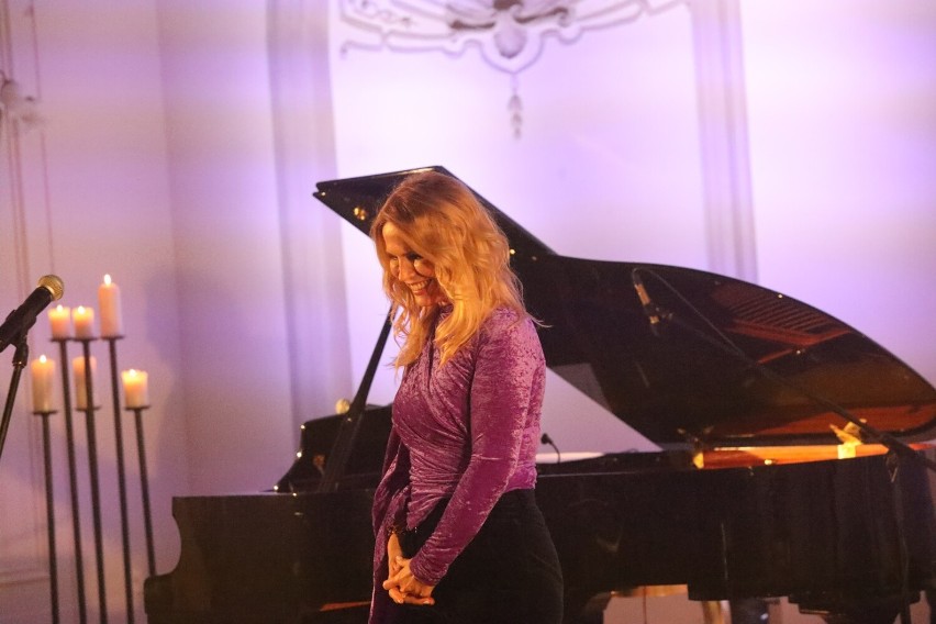 Koncert Anny Jurksztowicz z okazji Dnia Mamy w Legnicy, zobaczcie zdjęcia