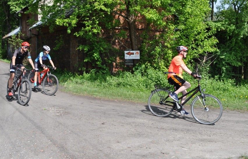 III Strażackie 9,98 km. Bieg i rajd rowerowy w lasach...