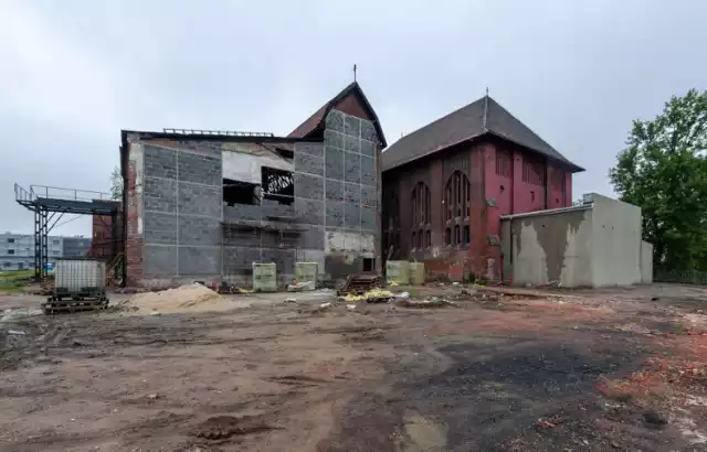 W Bytomiu, na  terenie dawnej kopalni węgla kamiennego „Rozbark”, powstaje Centrum Sportów Wspinaczkowych i Siłowych. Zobacz kolejne zdjęcia. Przesuwaj zdjęcia w prawo - naciśnij strzałkę lub przycisk NASTĘPNE >>>