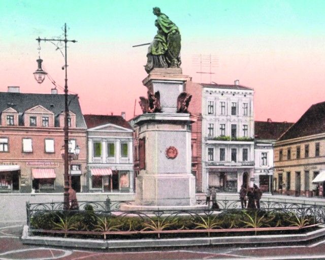Pomnik Germanii stanął na środku inowrocławskiego Rynku w 1879 r.